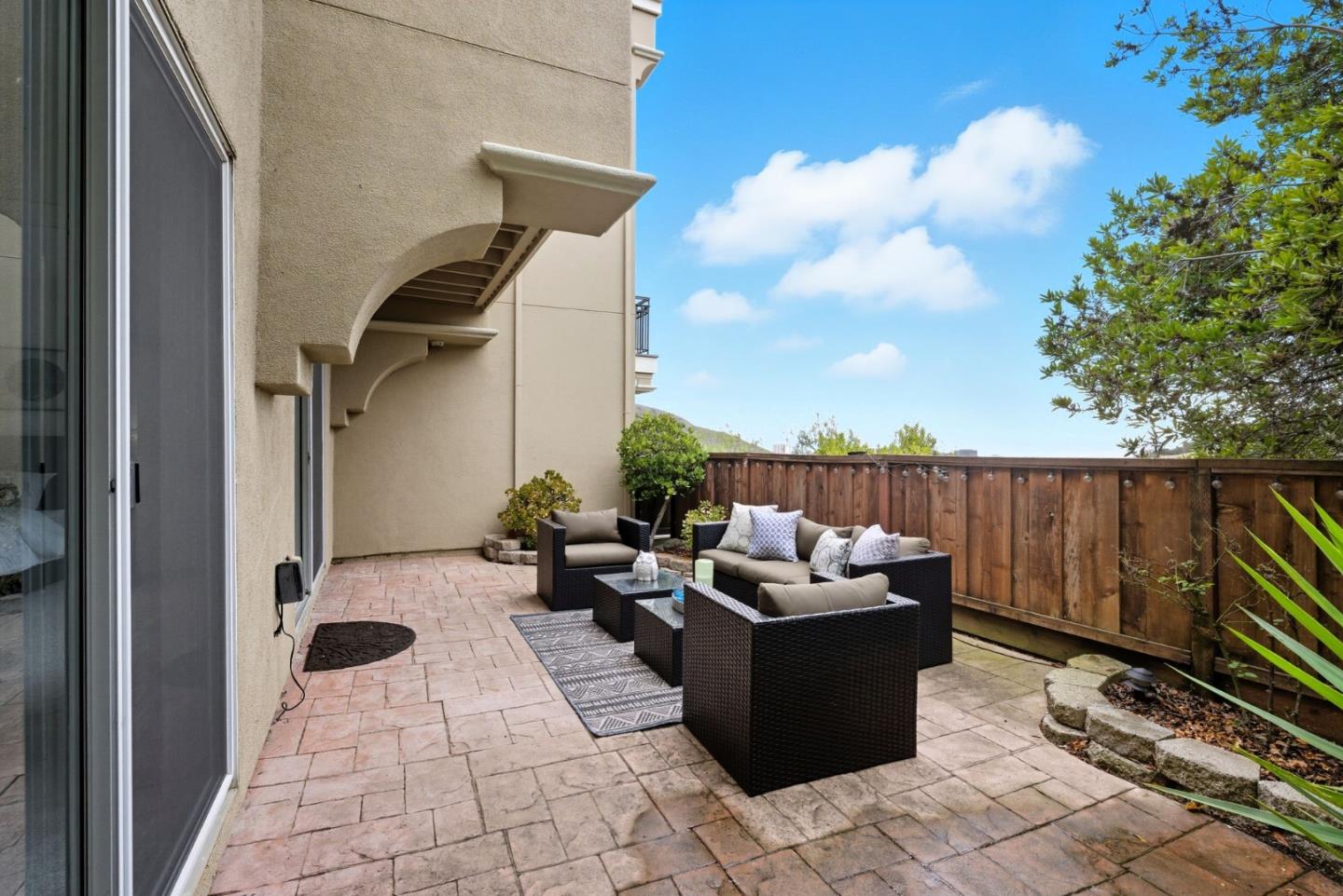 Detail Gallery Image 23 of 32 For 121 Northcrest Dr, South San Francisco,  CA 94080 - 3 Beds | 2/1 Baths