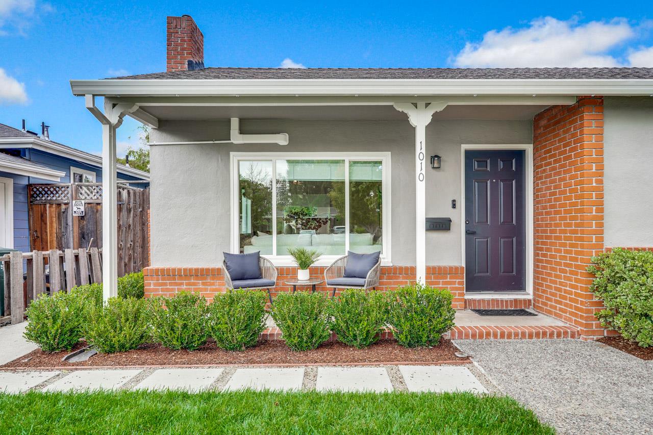 Detail Gallery Image 11 of 79 For 1010 Roosevelt Ave, Redwood City,  CA 94061 - 3 Beds | 2 Baths