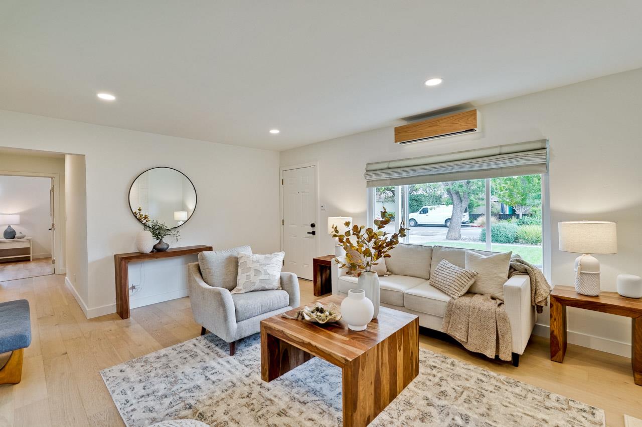 Detail Gallery Image 15 of 79 For 1010 Roosevelt Ave, Redwood City,  CA 94061 - 3 Beds | 2 Baths