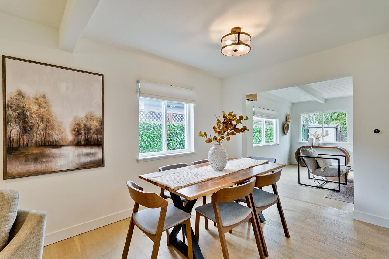 Detail Gallery Image 17 of 79 For 1010 Roosevelt Ave, Redwood City,  CA 94061 - 3 Beds | 2 Baths