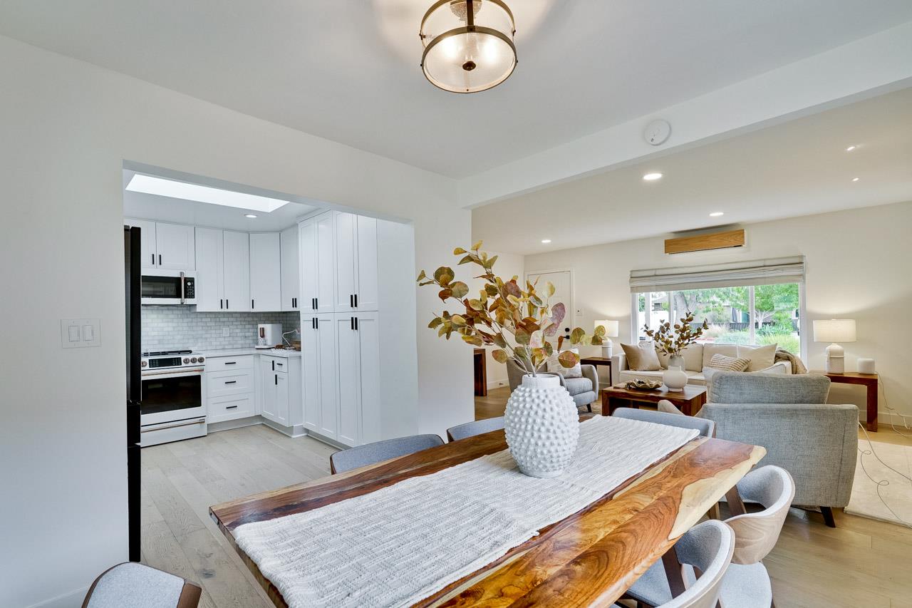 Detail Gallery Image 19 of 79 For 1010 Roosevelt Ave, Redwood City,  CA 94061 - 3 Beds | 2 Baths