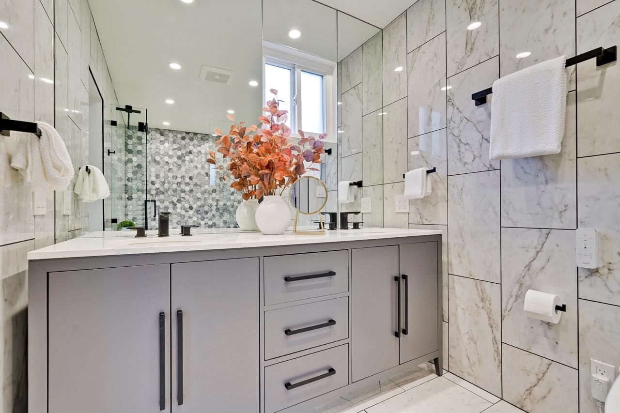 Detail Gallery Image 56 of 79 For 1010 Roosevelt Ave, Redwood City,  CA 94061 - 3 Beds | 2 Baths