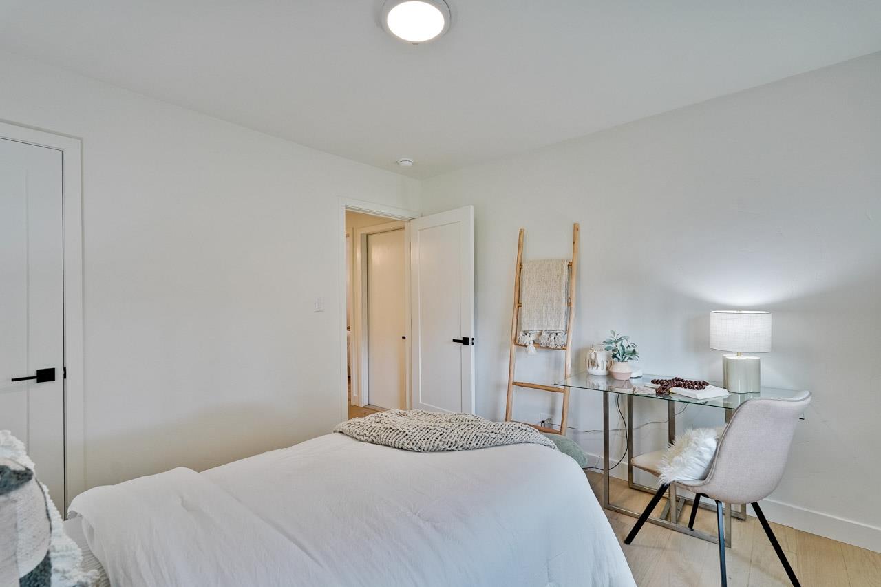 Detail Gallery Image 66 of 79 For 1010 Roosevelt Ave, Redwood City,  CA 94061 - 3 Beds | 2 Baths