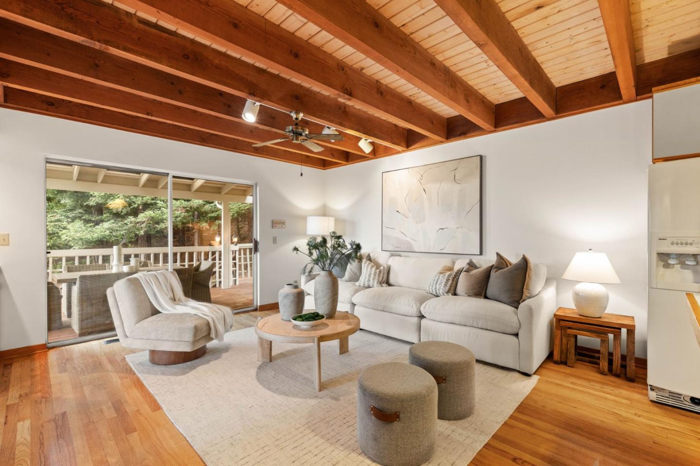 Detail Gallery Image 11 of 38 For 28 Kirkwood Way, San Carlos,  CA 94070 - 4 Beds | 3 Baths