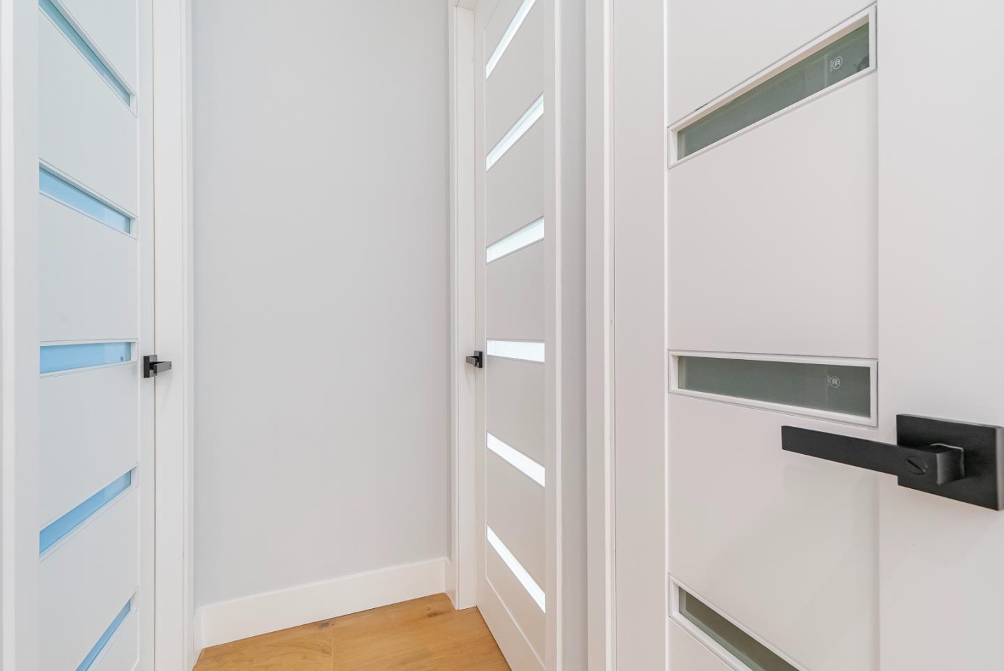 Detail Gallery Image 30 of 65 For 18630 Crabtree Ave, Cupertino,  CA 95014 - 6 Beds | 5/1 Baths