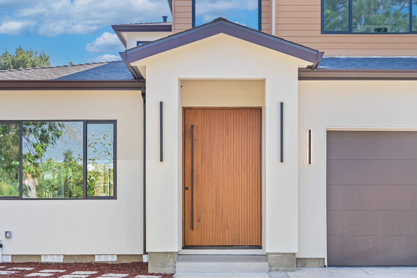 Detail Gallery Image 4 of 65 For 18630 Crabtree Ave, Cupertino,  CA 95014 - 6 Beds | 5/1 Baths