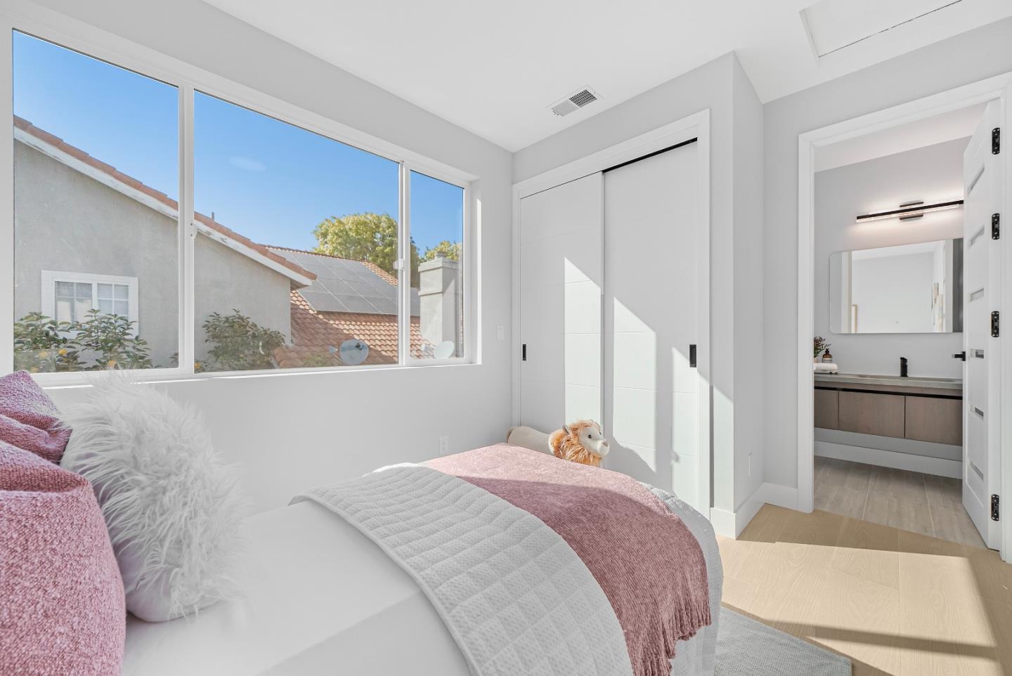 Detail Gallery Image 40 of 65 For 18630 Crabtree Ave, Cupertino,  CA 95014 - 6 Beds | 5/1 Baths