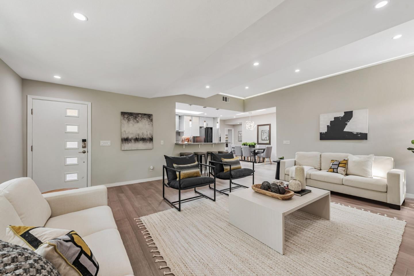 Detail Gallery Image 5 of 36 For 1626 S Wolfe Rd, Sunnyvale,  CA 94087 - 4 Beds | 3 Baths