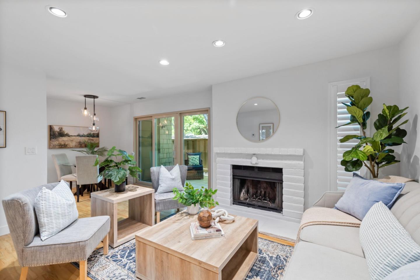 Detail Gallery Image 7 of 29 For 5701 Makati Cir #C,  San Jose,  CA 95123 - 1 Beds | 1 Baths