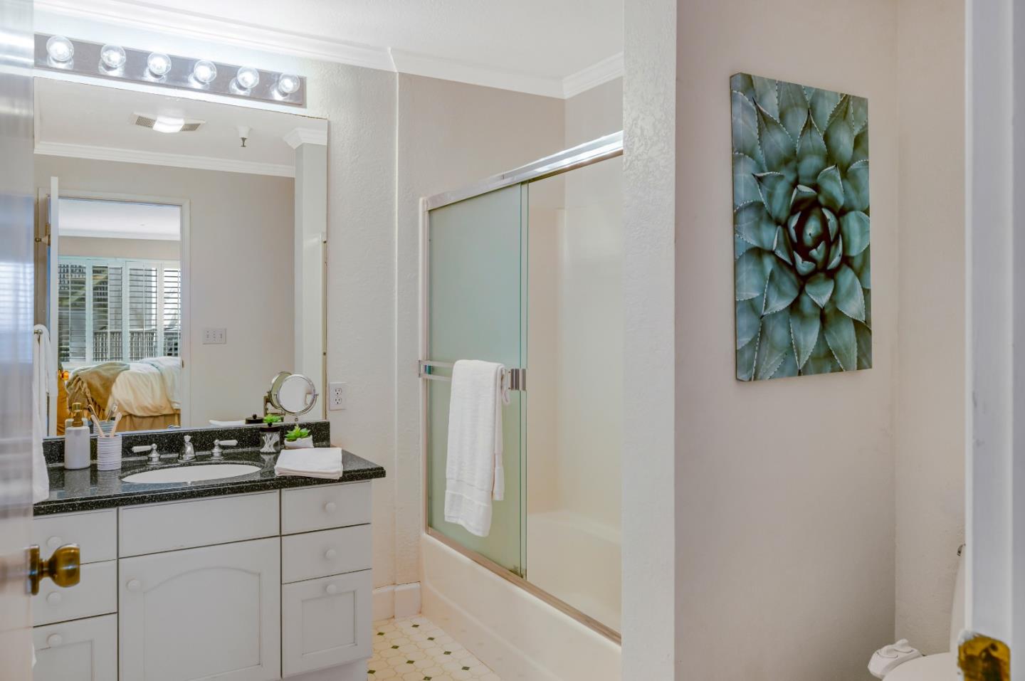 Detail Gallery Image 13 of 18 For 16 Shepherds Knl, Pebble Beach,  CA 93953 - 3 Beds | 3 Baths