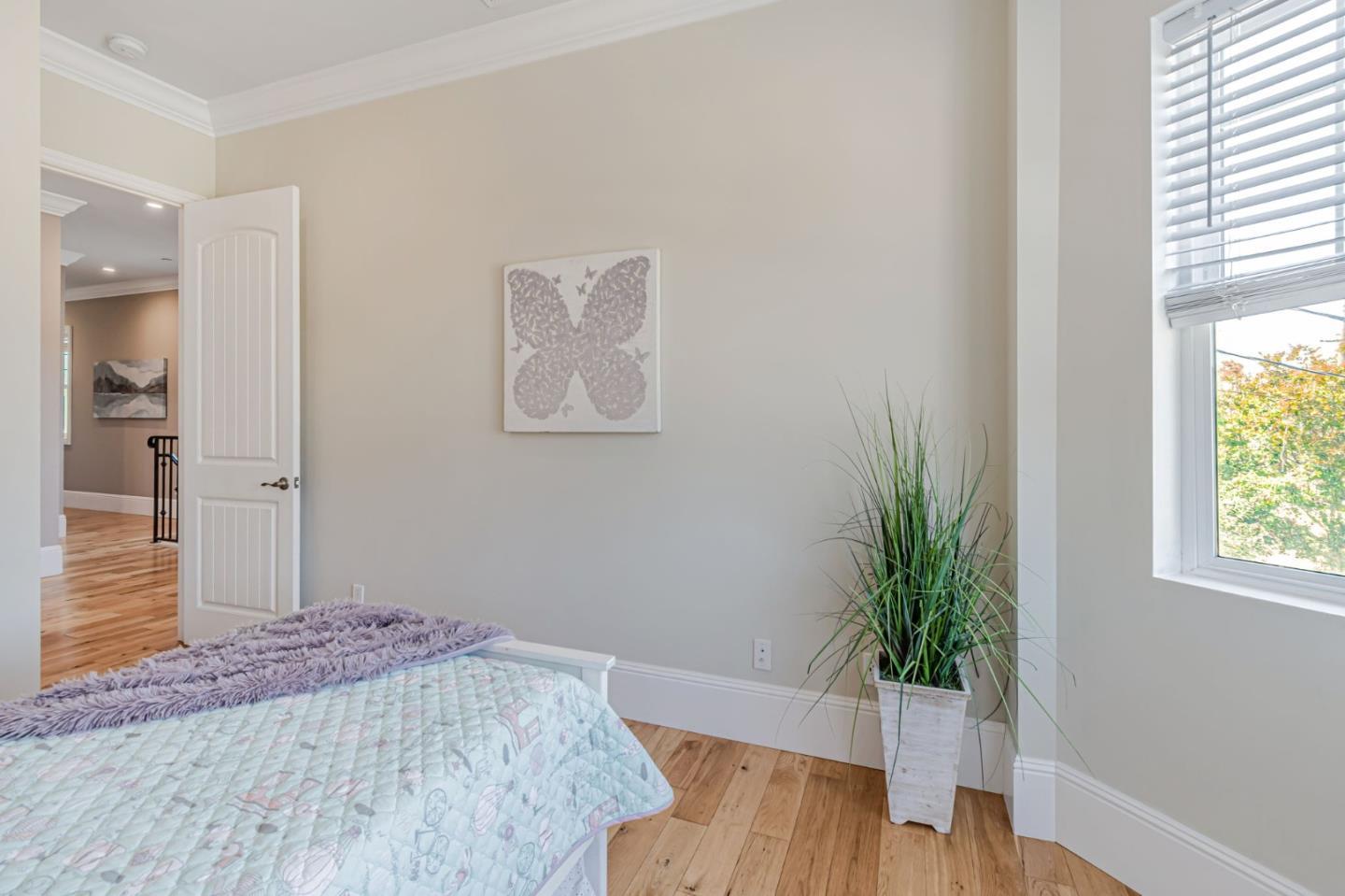 Detail Gallery Image 24 of 40 For 1633 15th St, Oakland,  CA 94607 - 3 Beds | 2/1 Baths