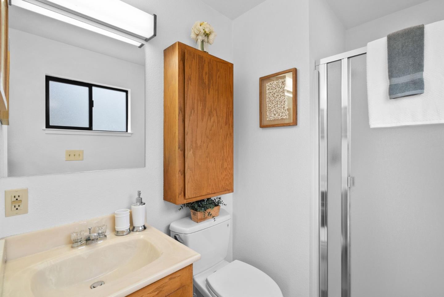 Detail Gallery Image 18 of 30 For 3136 Genevieve Ct, Palo Alto,  CA 94303 - 3 Beds | 2 Baths