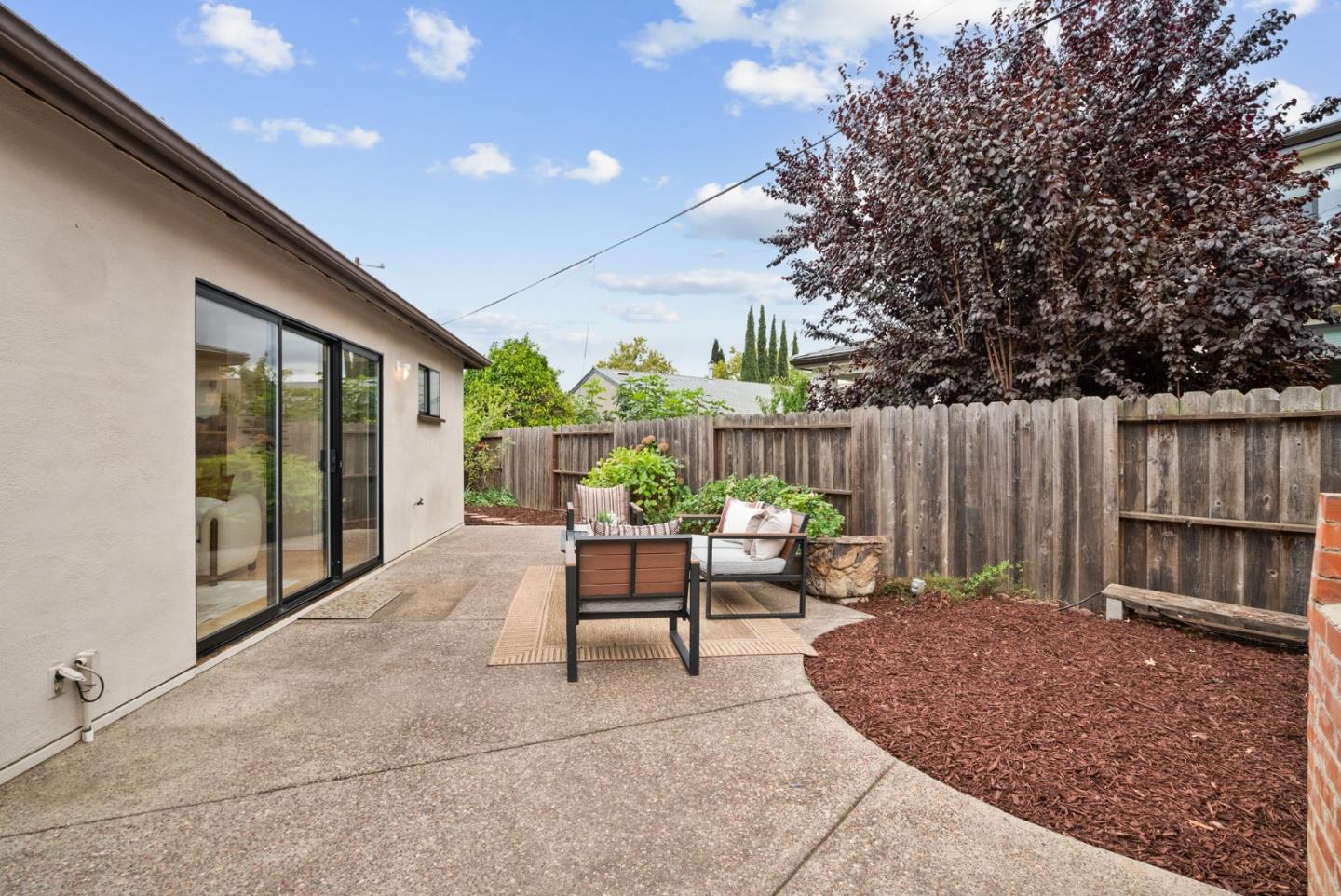 Detail Gallery Image 20 of 30 For 3136 Genevieve Ct, Palo Alto,  CA 94303 - 3 Beds | 2 Baths