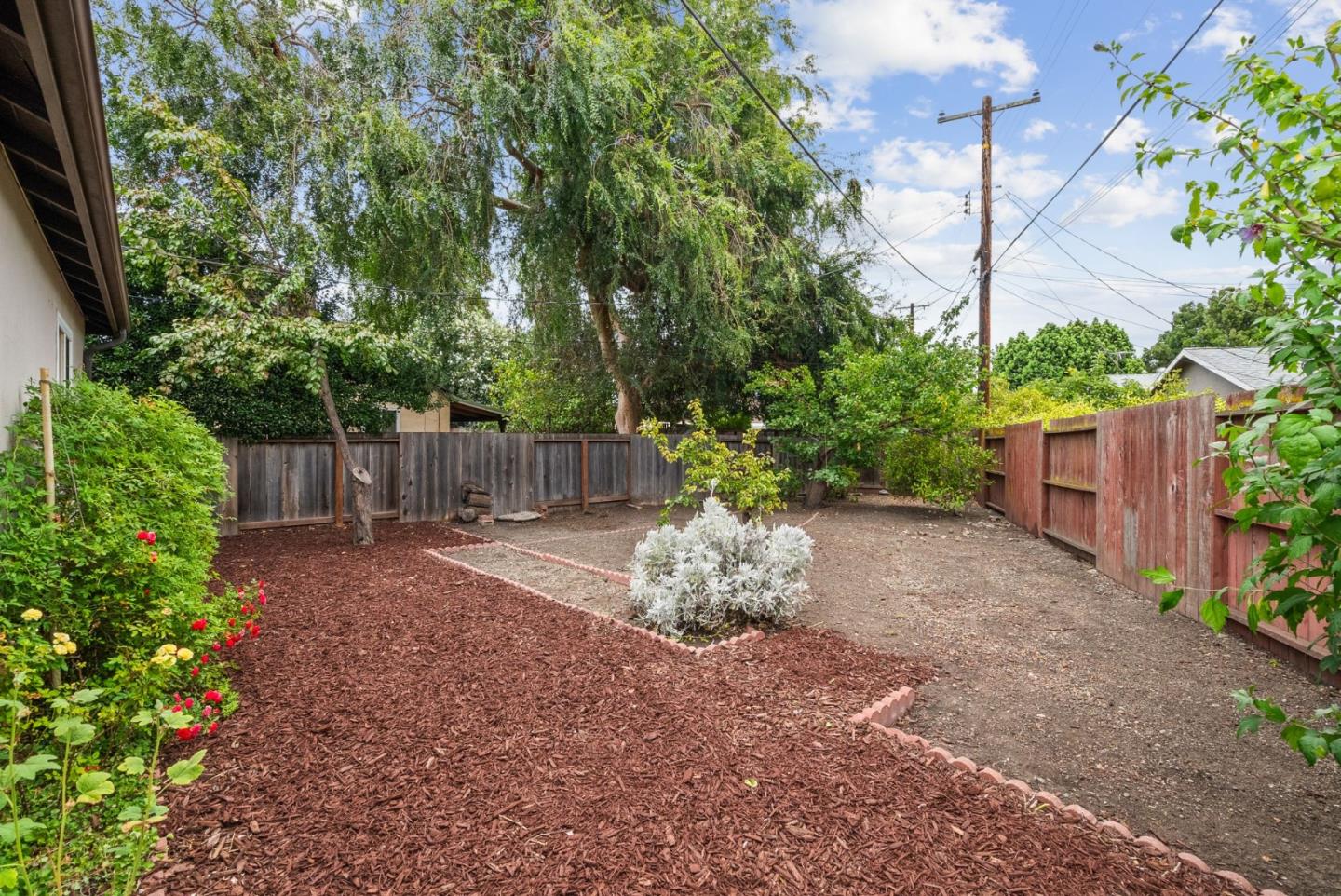 Detail Gallery Image 22 of 30 For 3136 Genevieve Ct, Palo Alto,  CA 94303 - 3 Beds | 2 Baths