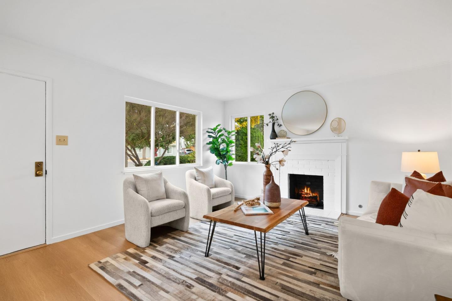 Detail Gallery Image 5 of 30 For 3136 Genevieve Ct, Palo Alto,  CA 94303 - 3 Beds | 2 Baths