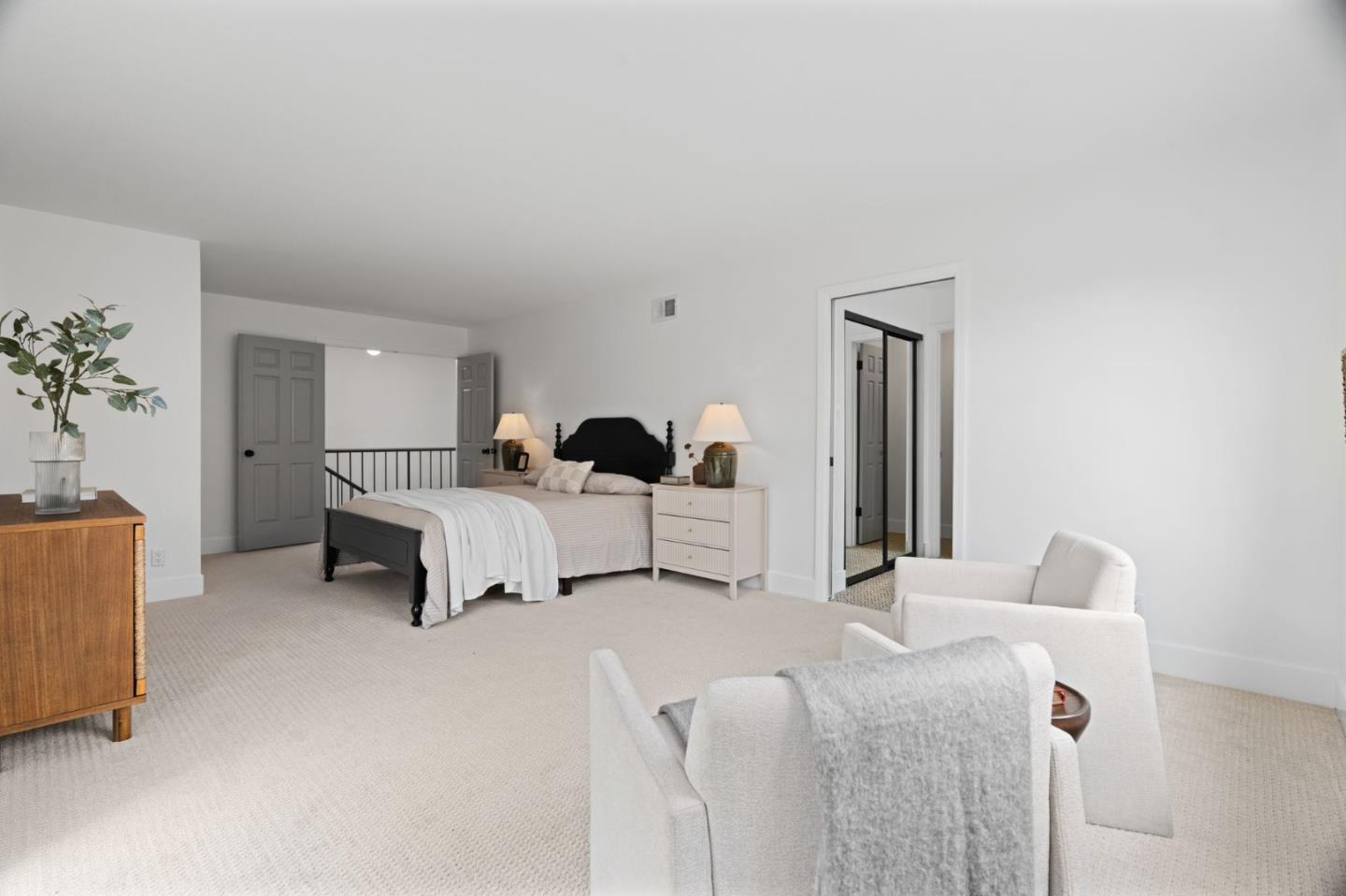 Detail Gallery Image 21 of 37 For 1657 Sugarloaf Dr, San Mateo,  CA 94403 - 3 Beds | 2/1 Baths