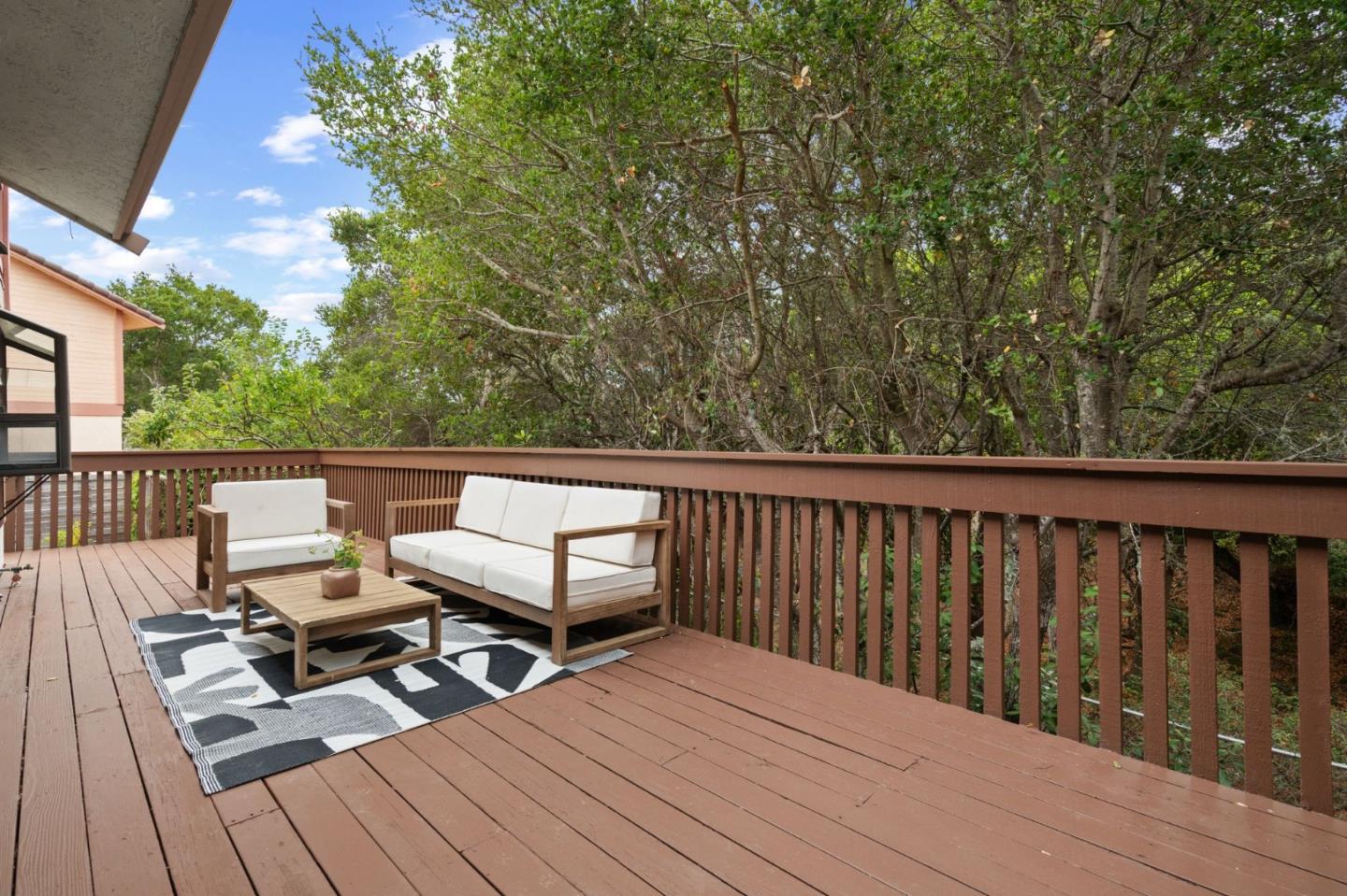 Detail Gallery Image 30 of 37 For 1657 Sugarloaf Dr, San Mateo,  CA 94403 - 3 Beds | 2/1 Baths