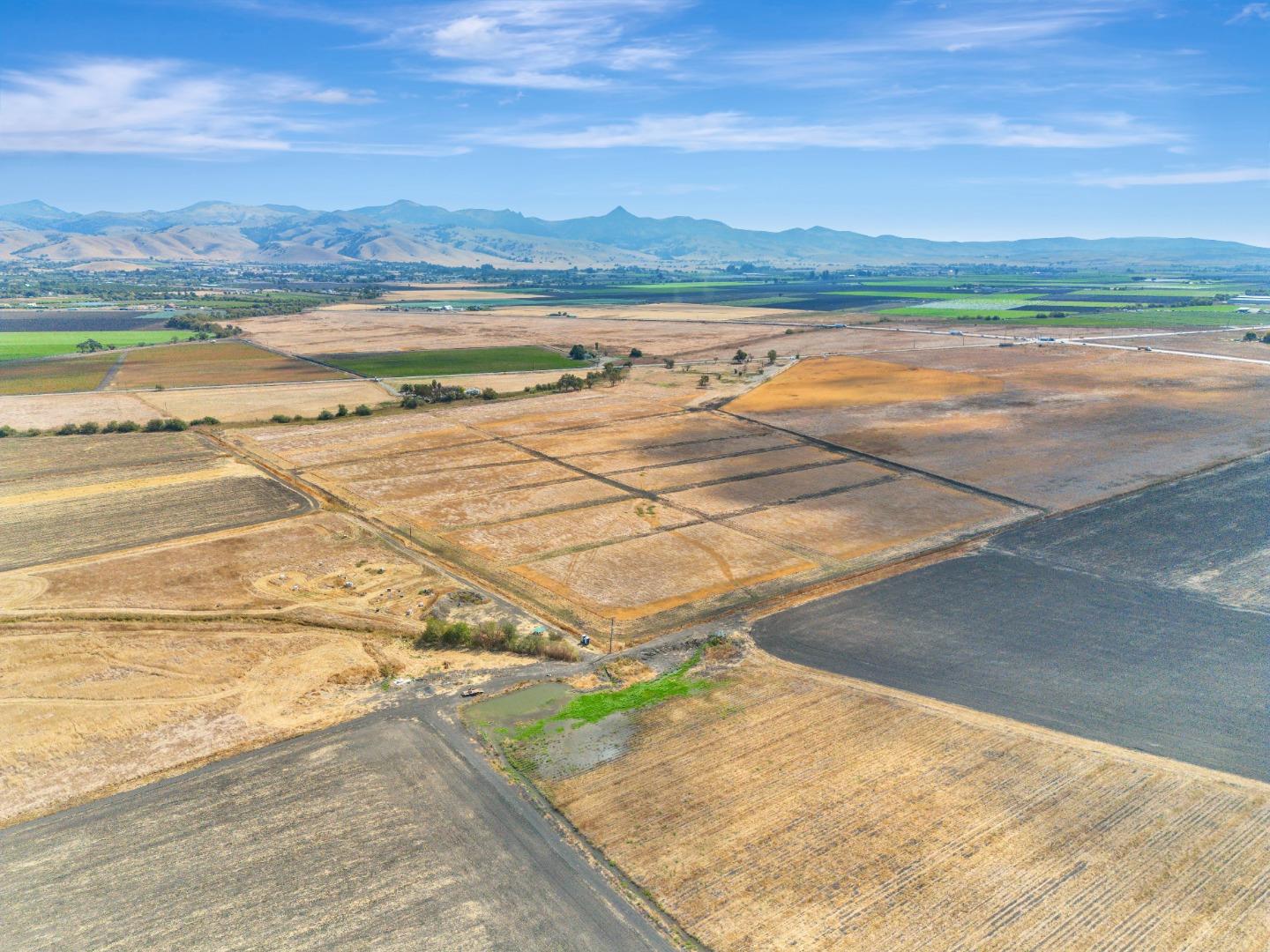 Detail Gallery Image 10 of 12 For 4000 San Felipe Rd, Hollister,  CA 95023 - – Beds | – Baths