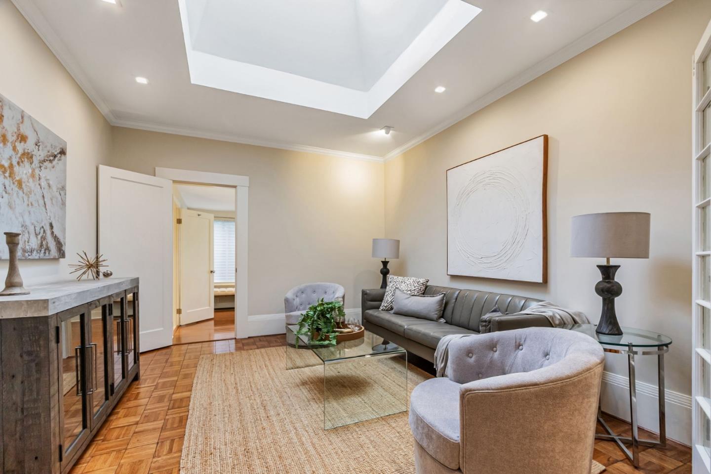 Detail Gallery Image 12 of 44 For 326 Addison Ave, Palo Alto,  CA 94301 - 4 Beds | 4/1 Baths