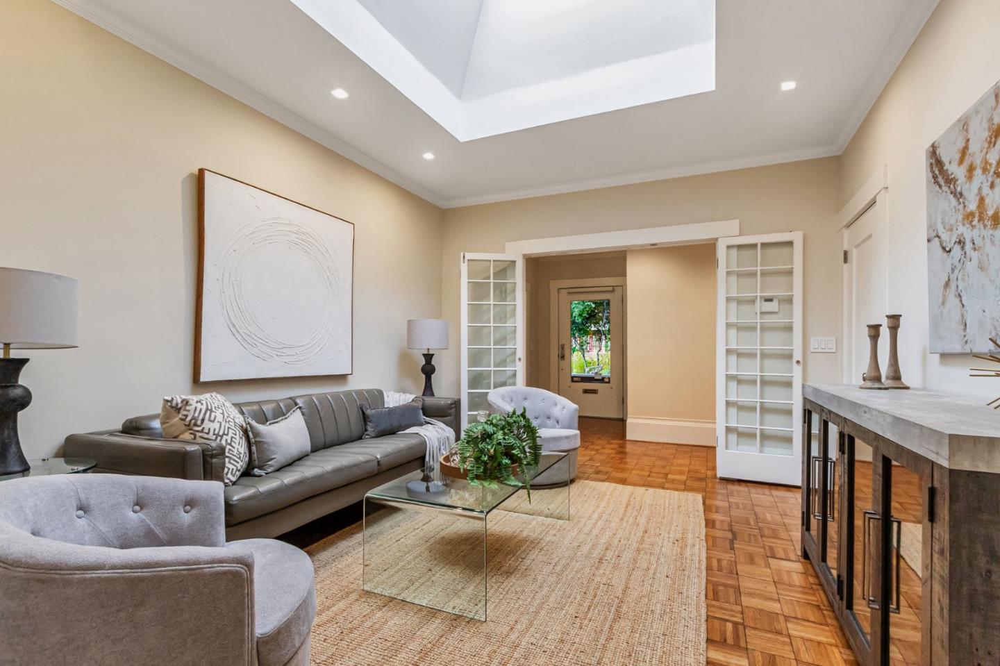 Detail Gallery Image 13 of 44 For 326 Addison Ave, Palo Alto,  CA 94301 - 4 Beds | 4/1 Baths