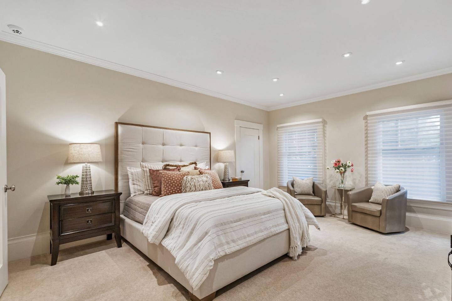 Detail Gallery Image 19 of 44 For 326 Addison Ave, Palo Alto,  CA 94301 - 4 Beds | 4/1 Baths