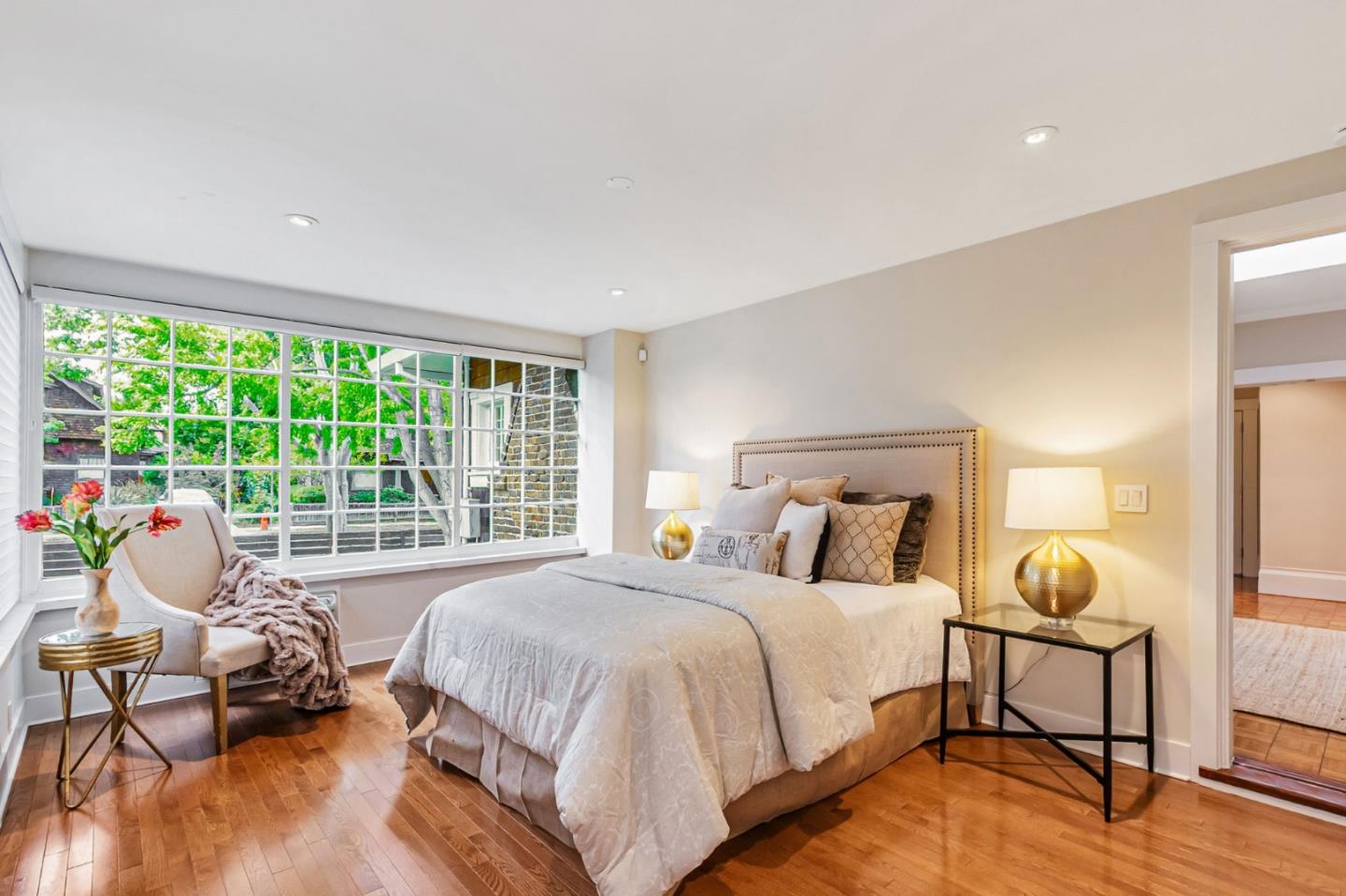 Detail Gallery Image 27 of 44 For 326 Addison Ave, Palo Alto,  CA 94301 - 4 Beds | 4/1 Baths