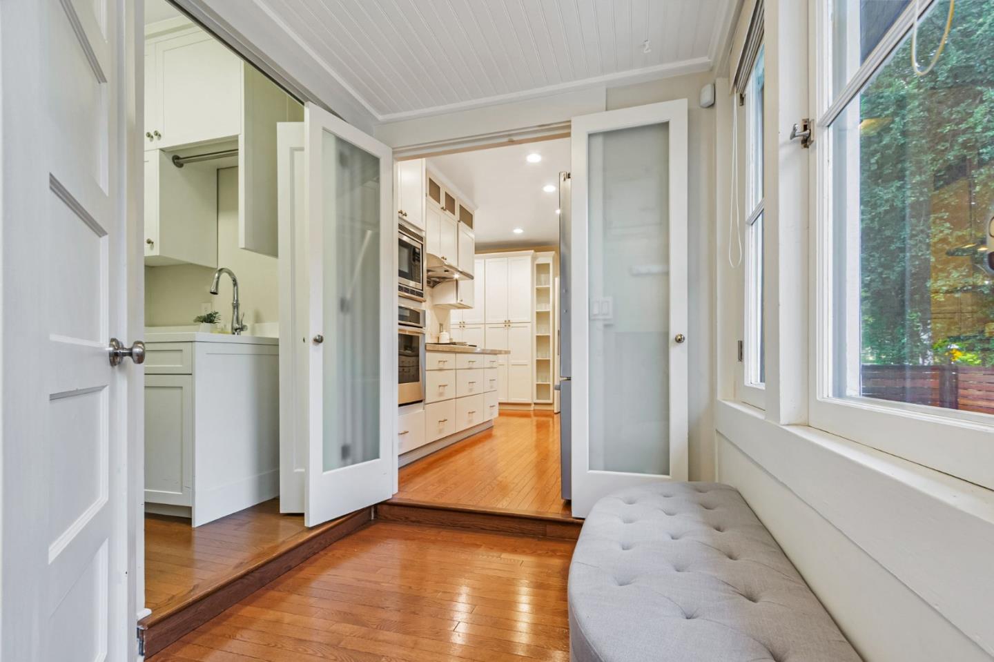 Detail Gallery Image 31 of 44 For 326 Addison Ave, Palo Alto,  CA 94301 - 4 Beds | 4/1 Baths