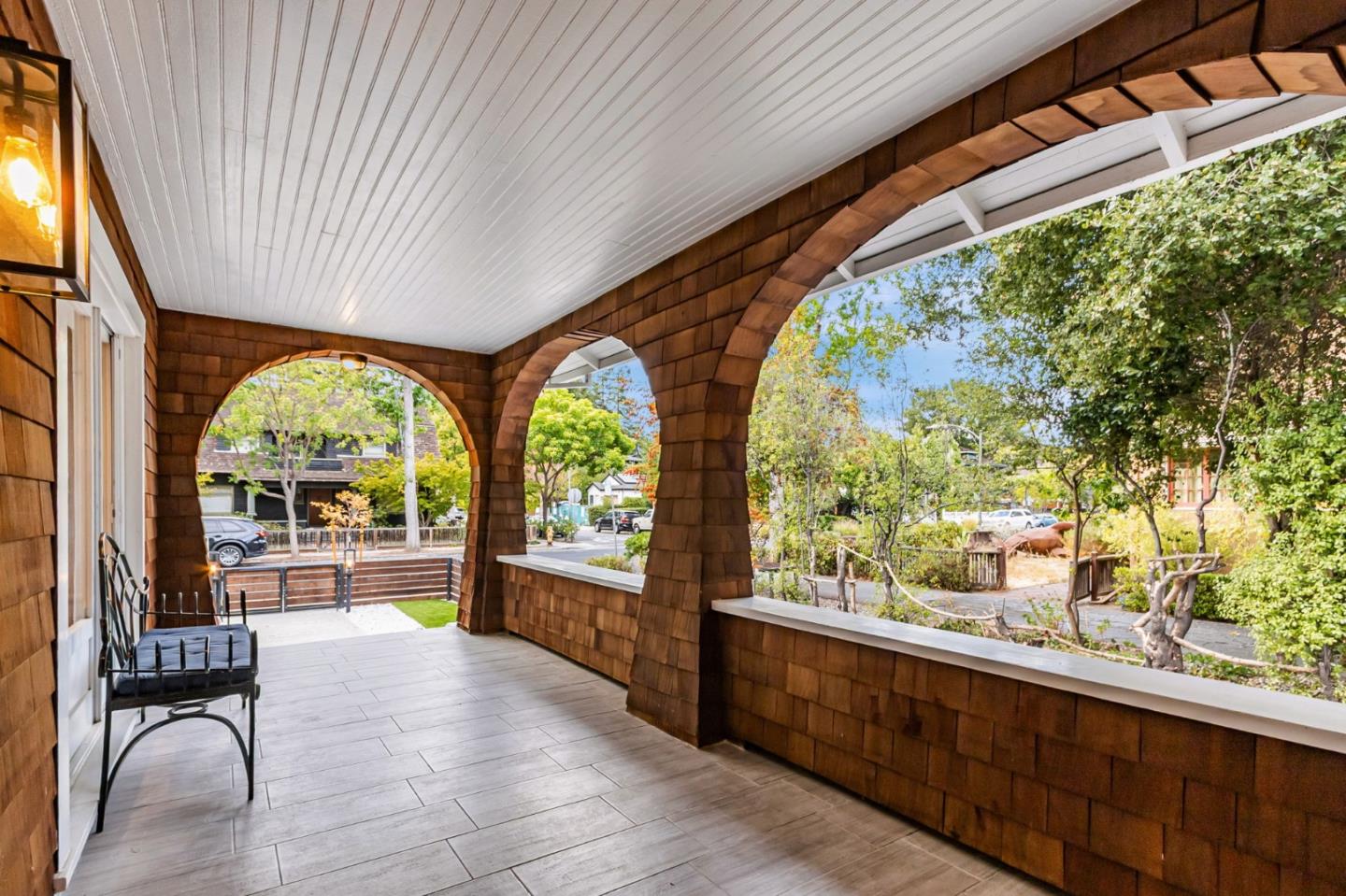 Detail Gallery Image 4 of 44 For 326 Addison Ave, Palo Alto,  CA 94301 - 4 Beds | 4/1 Baths