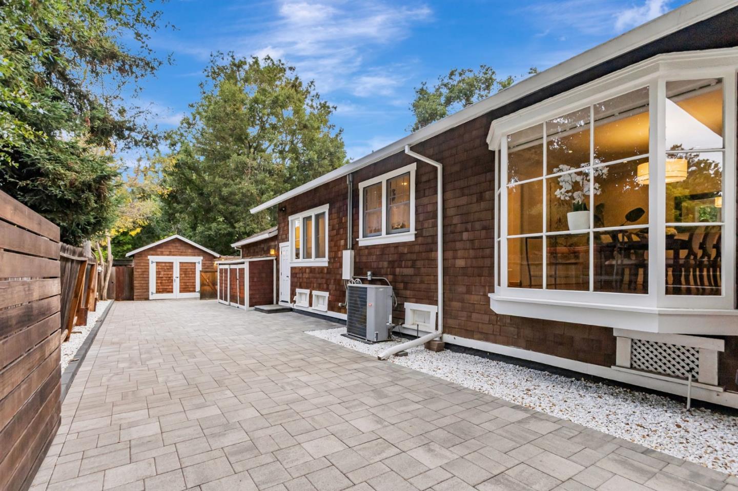 Detail Gallery Image 41 of 44 For 326 Addison Ave, Palo Alto,  CA 94301 - 4 Beds | 4/1 Baths