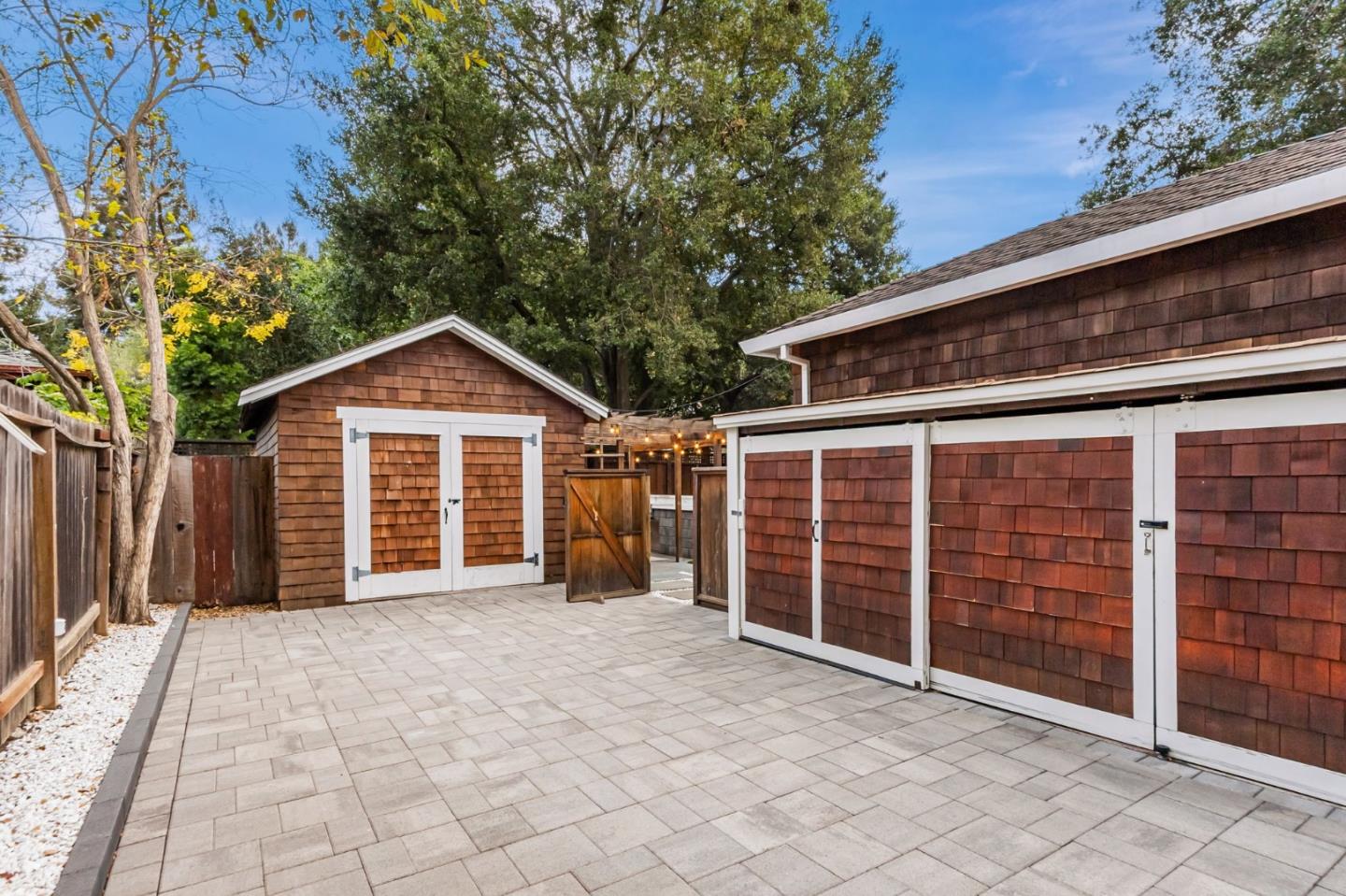 Detail Gallery Image 43 of 44 For 326 Addison Ave, Palo Alto,  CA 94301 - 4 Beds | 4/1 Baths