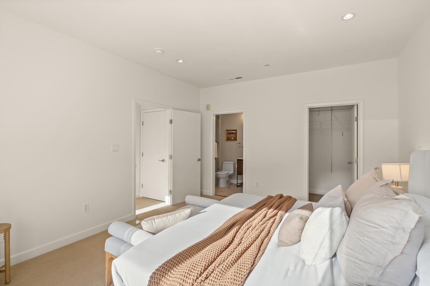 Detail Gallery Image 25 of 48 For 1 San Bruno Ave #N,  Brisbane,  CA 94005 - 1 Beds | 1/1 Baths