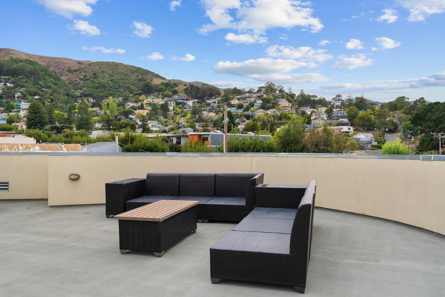 Detail Gallery Image 41 of 48 For 1 San Bruno Ave #N,  Brisbane,  CA 94005 - 1 Beds | 1/1 Baths