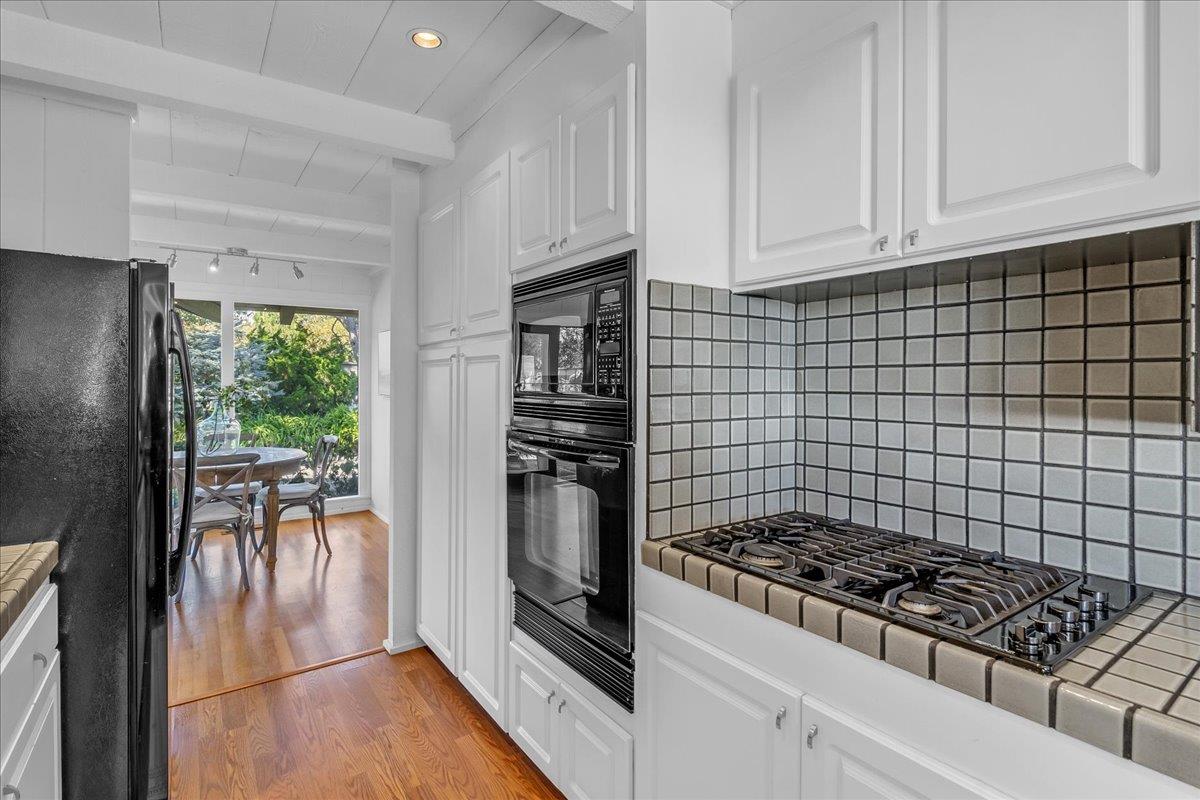 Detail Gallery Image 17 of 39 For 3721 Raymond Way, Carmel,  CA 93923 - 2 Beds | 2 Baths