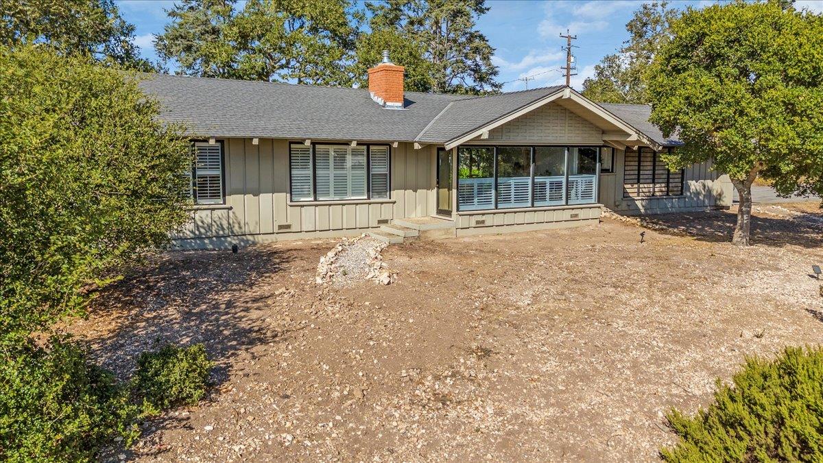 Detail Gallery Image 2 of 39 For 3721 Raymond Way, Carmel,  CA 93923 - 2 Beds | 2 Baths