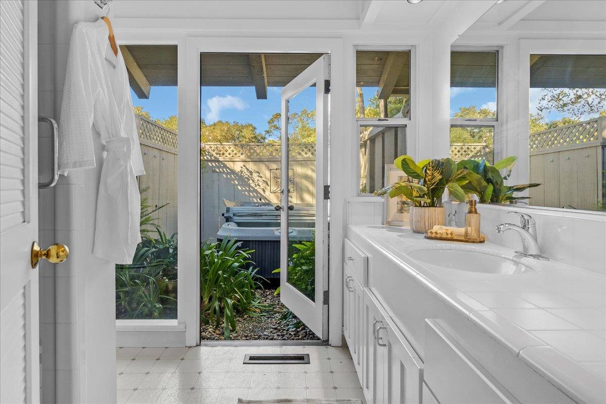 Detail Gallery Image 30 of 39 For 3721 Raymond Way, Carmel,  CA 93923 - 2 Beds | 2 Baths