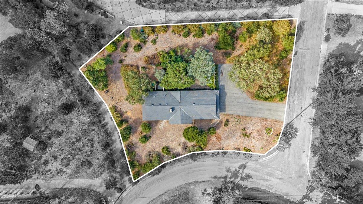 Detail Gallery Image 34 of 39 For 3721 Raymond Way, Carmel,  CA 93923 - 2 Beds | 2 Baths