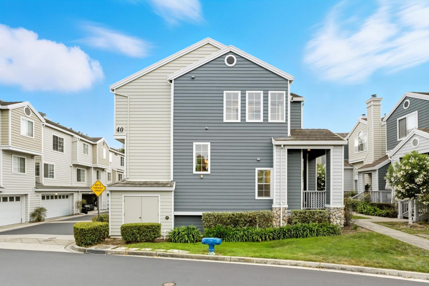 Detail Gallery Image 33 of 35 For 7 Chart Ln, Redwood City,  CA 94065 - 3 Beds | 2/1 Baths