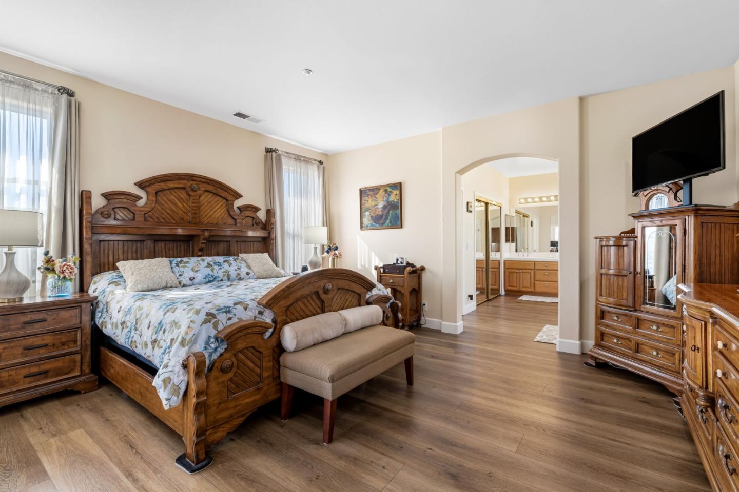 Detail Gallery Image 31 of 53 For 1941 Chelsea Ct, Salinas,  CA 93906 - 4 Beds | 3 Baths