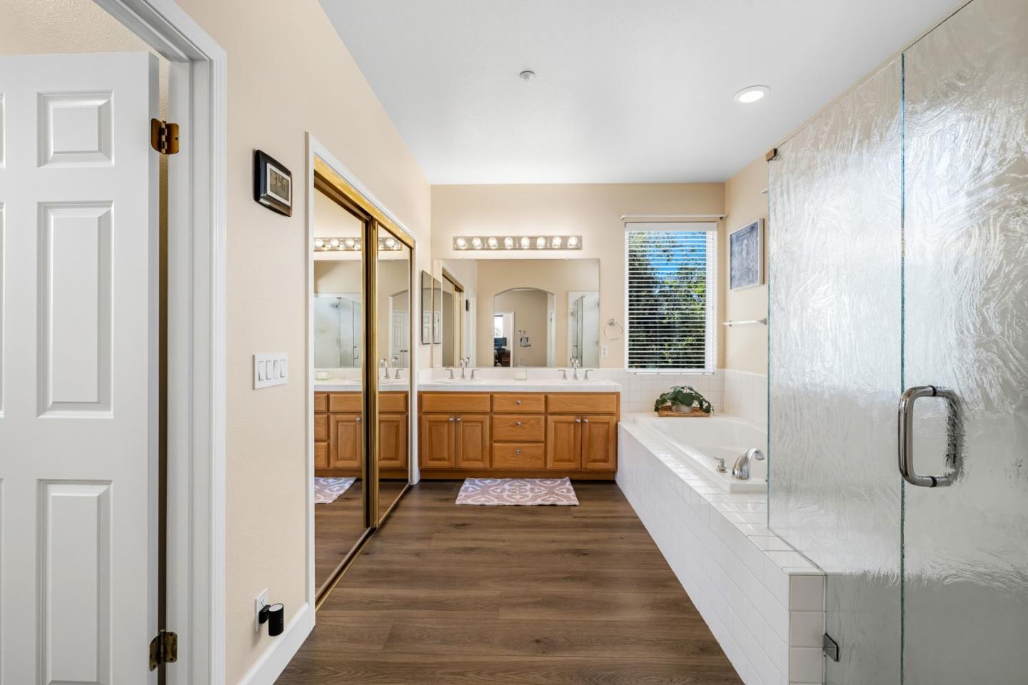 Detail Gallery Image 38 of 53 For 1941 Chelsea Ct, Salinas,  CA 93906 - 4 Beds | 3 Baths