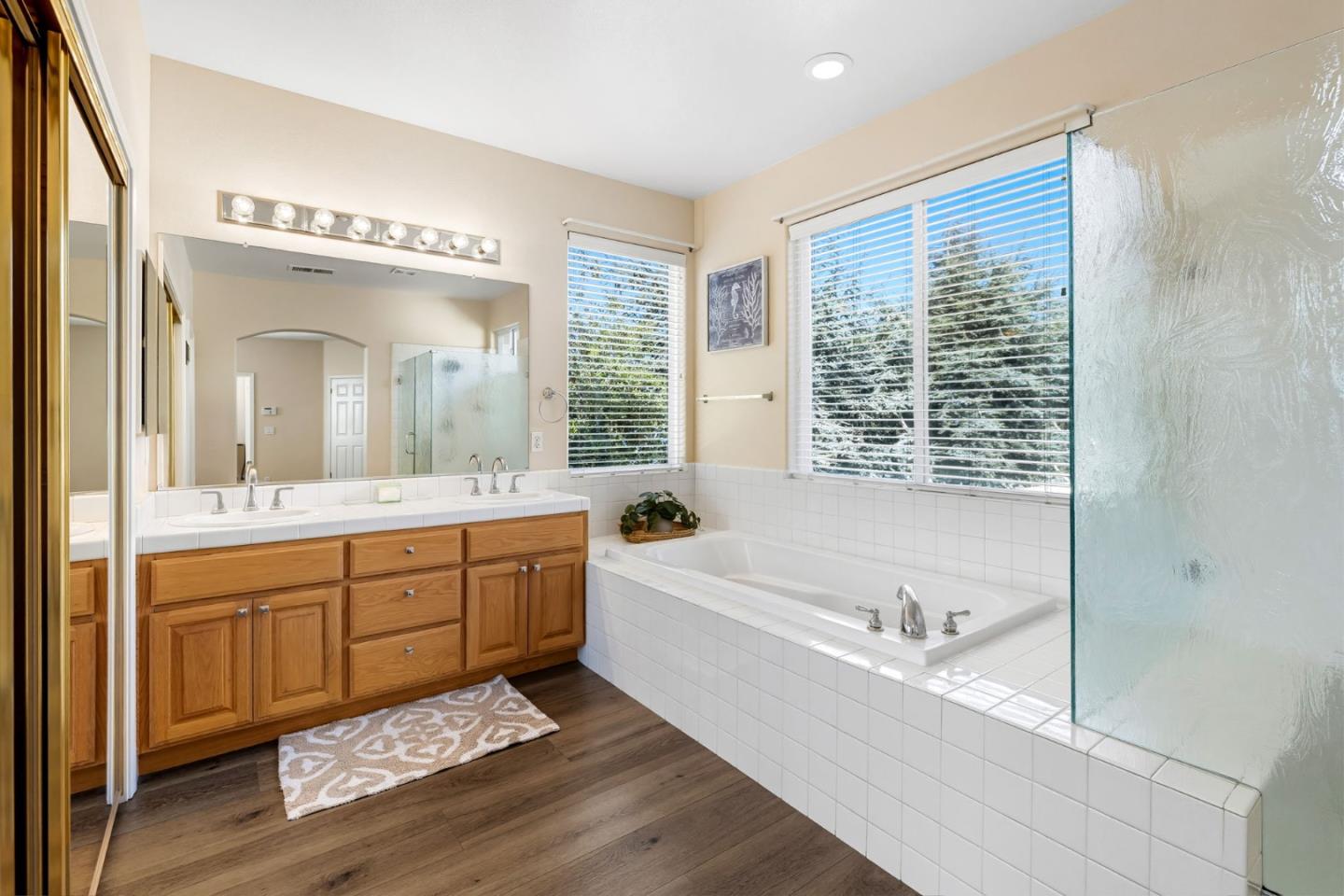 Detail Gallery Image 39 of 53 For 1941 Chelsea Ct, Salinas,  CA 93906 - 4 Beds | 3 Baths