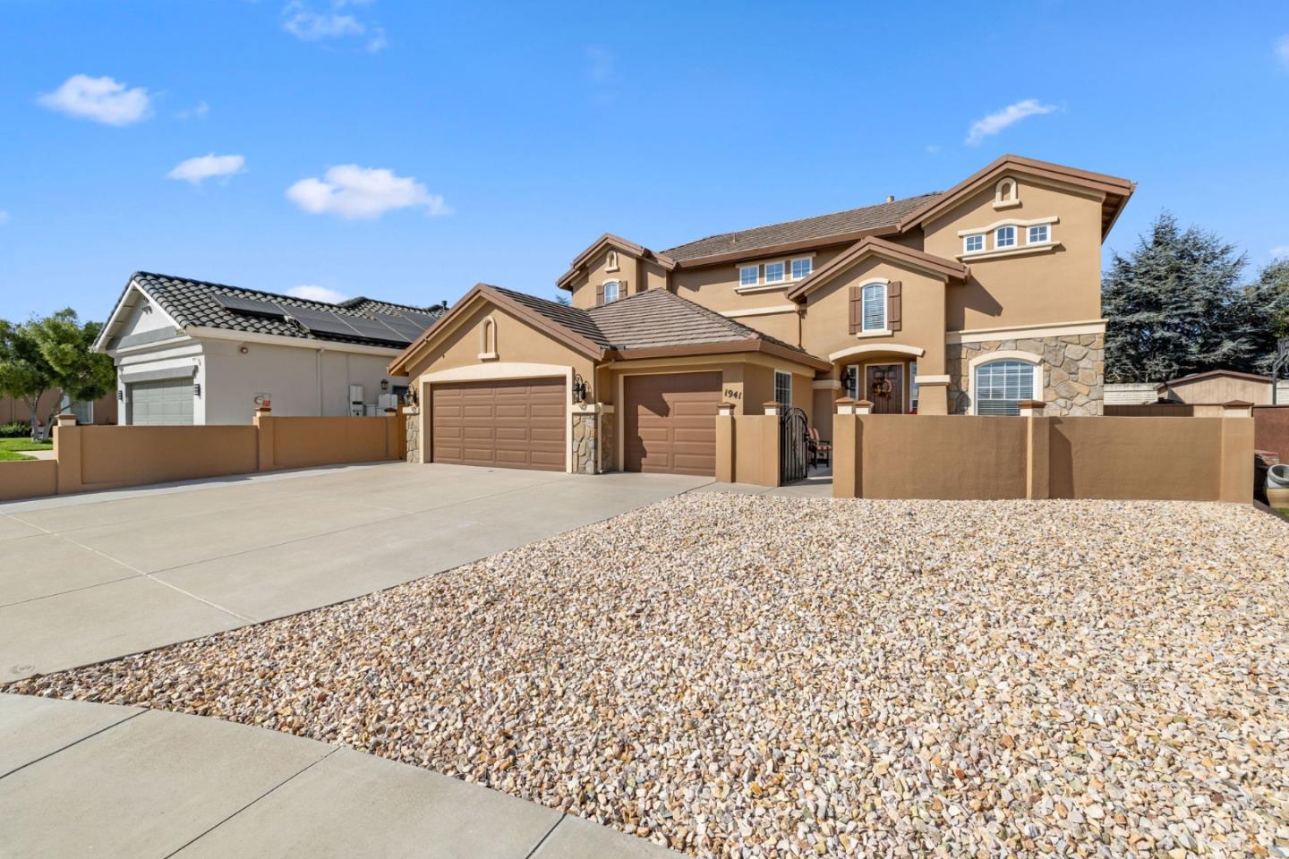 Detail Gallery Image 49 of 53 For 1941 Chelsea Ct, Salinas,  CA 93906 - 4 Beds | 3 Baths