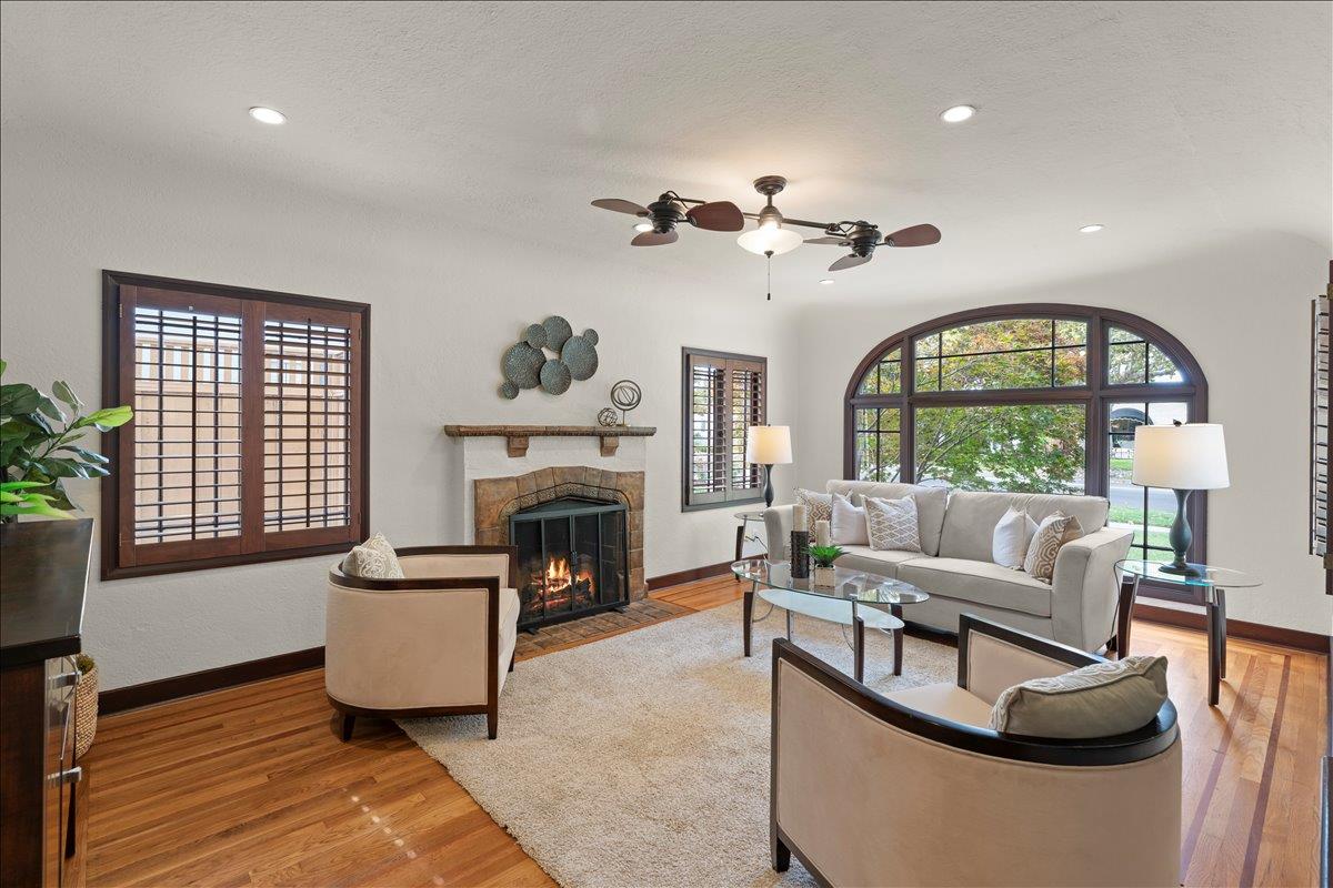 Detail Gallery Image 4 of 42 For 1536 Shasta Ave, San Jose,  CA 95126 - 3 Beds | 2 Baths