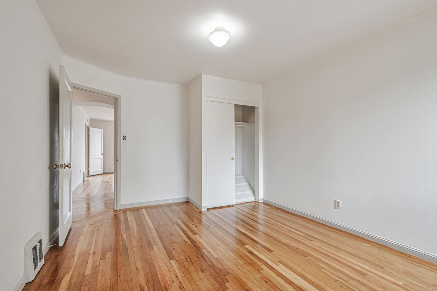 Detail Gallery Image 25 of 35 For 771 Delta St, San Francisco,  CA 94134 - 3 Beds | 2 Baths