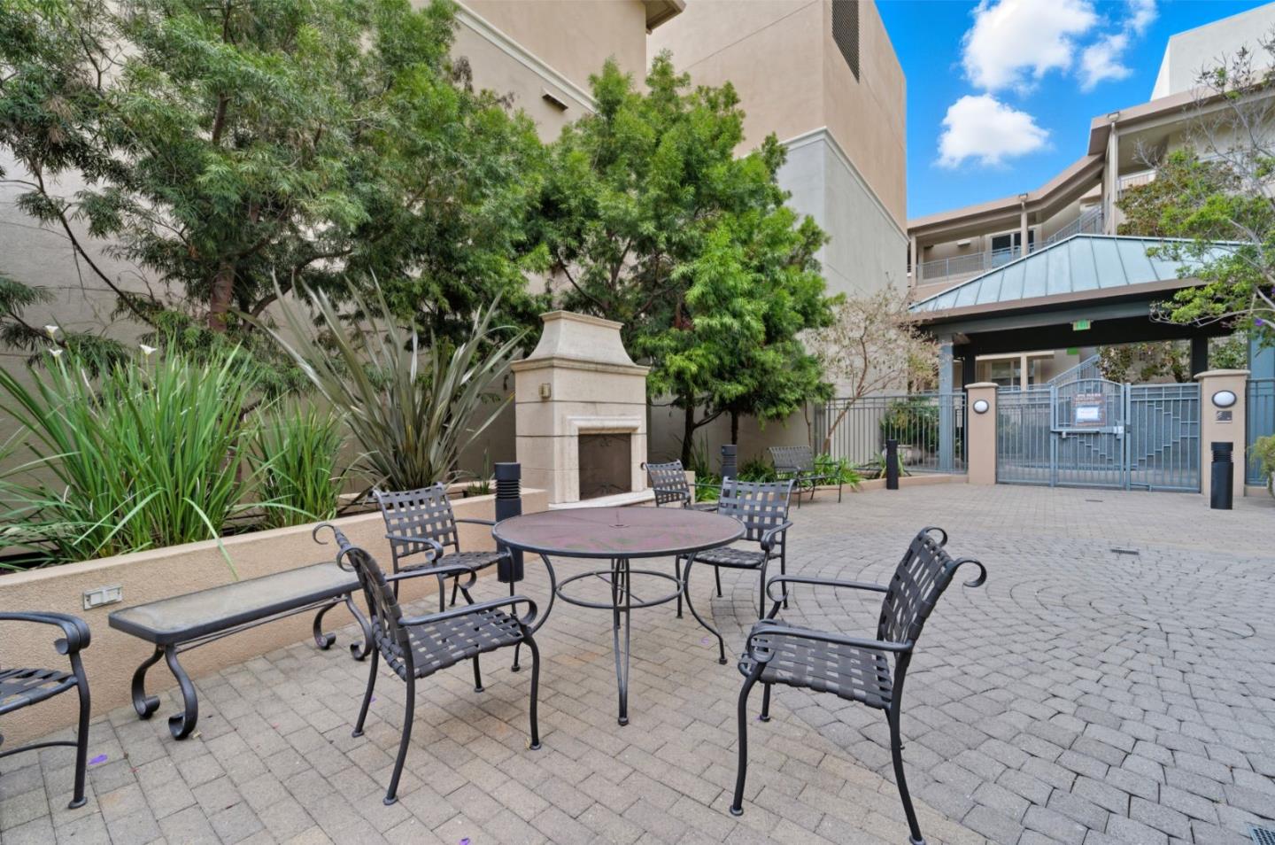 Detail Gallery Image 39 of 46 For 1388 Broadway #201,  Millbrae,  CA 94030 - 2 Beds | 2 Baths
