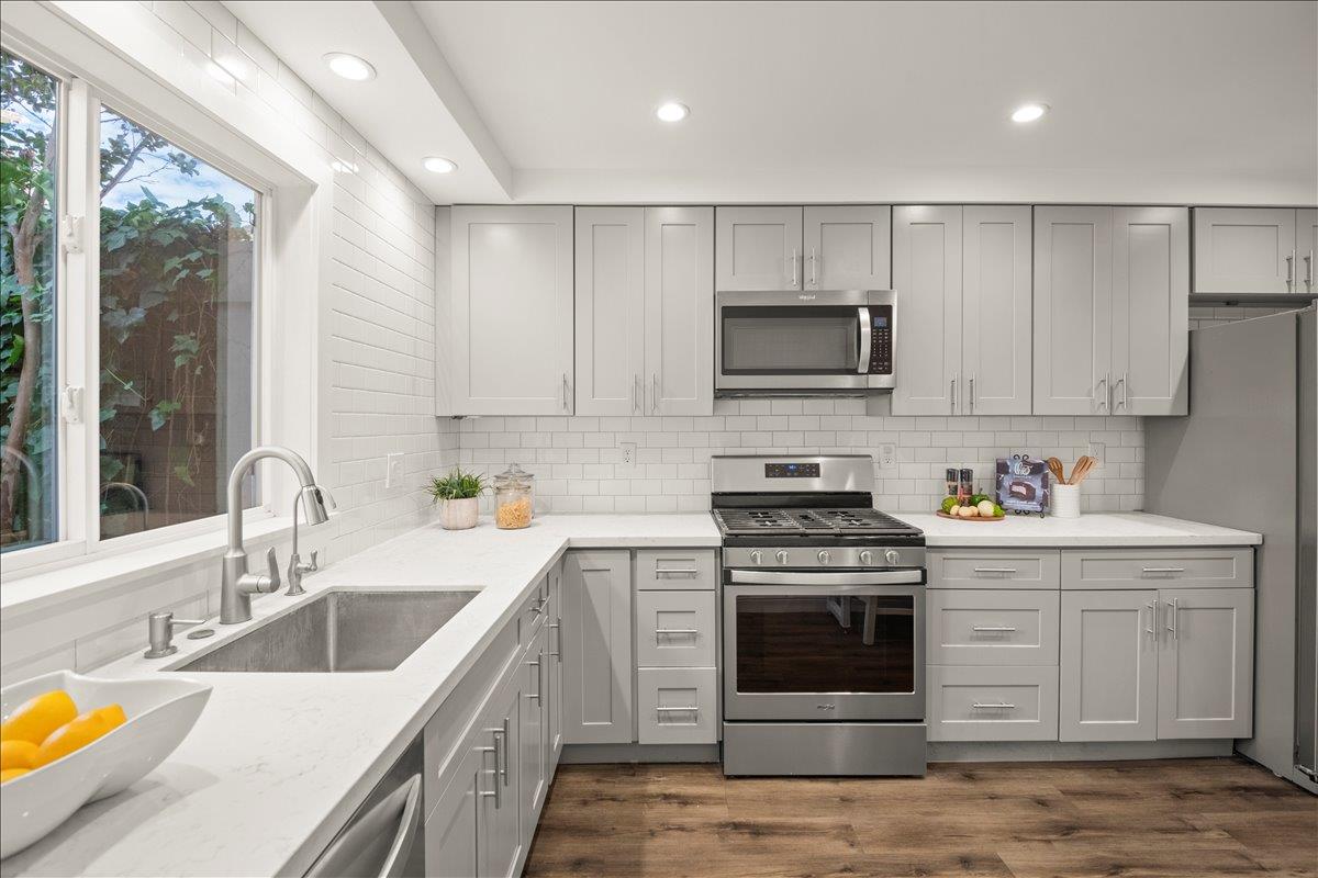 Detail Gallery Image 16 of 28 For 4045 Truckee Ct, San Jose,  CA 95136 - 3 Beds | 1/1 Baths