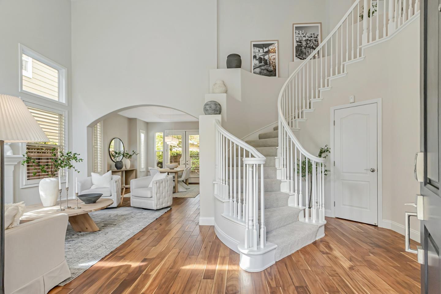 Detail Gallery Image 10 of 65 For 1433 Selborn Pl, San Jose,  CA 95126 - 4 Beds | 2/1 Baths