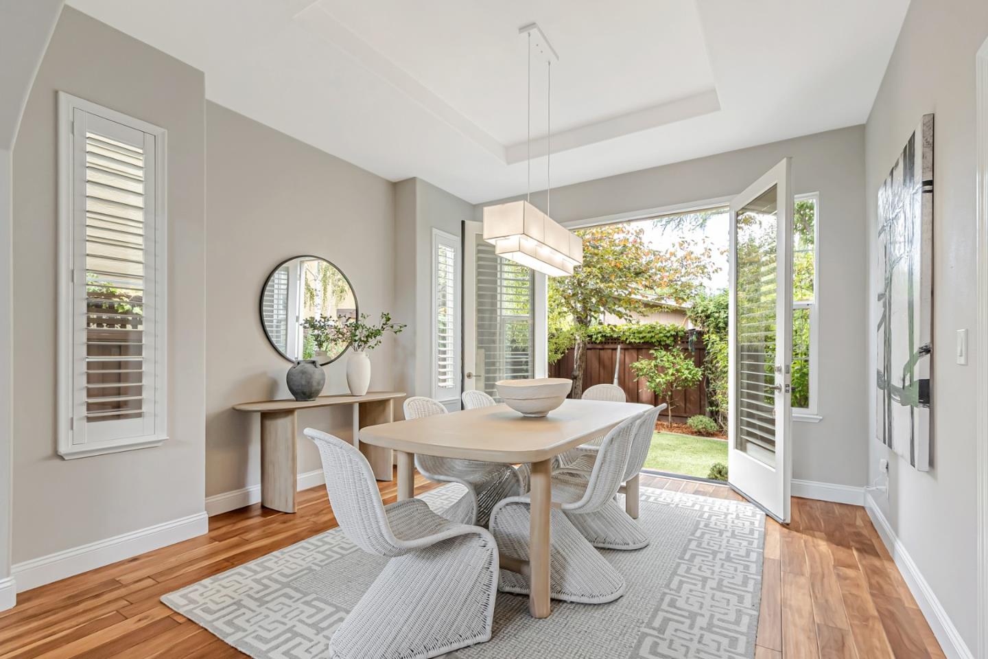 Detail Gallery Image 15 of 65 For 1433 Selborn Pl, San Jose,  CA 95126 - 4 Beds | 2/1 Baths