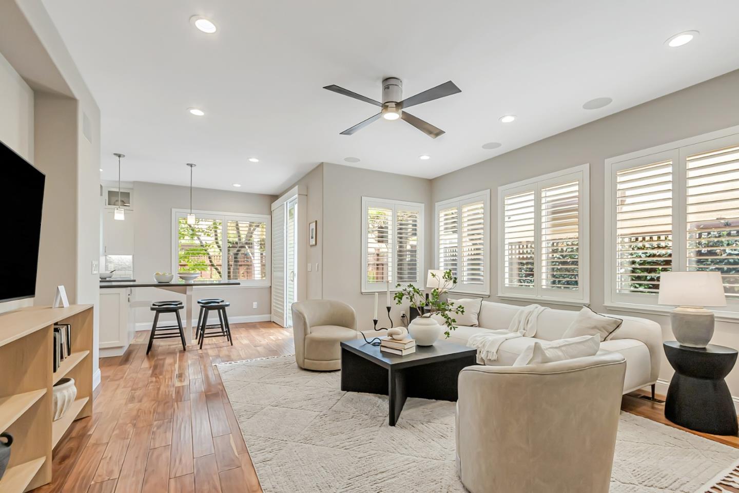 Detail Gallery Image 19 of 65 For 1433 Selborn Pl, San Jose,  CA 95126 - 4 Beds | 2/1 Baths