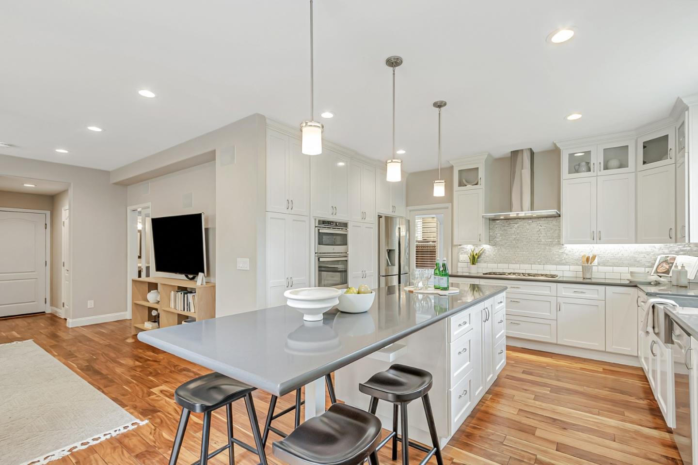 Detail Gallery Image 20 of 65 For 1433 Selborn Pl, San Jose,  CA 95126 - 4 Beds | 2/1 Baths