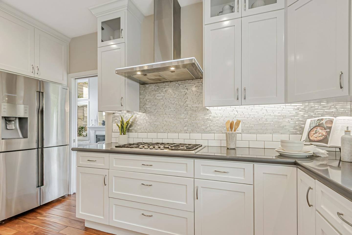 Detail Gallery Image 24 of 65 For 1433 Selborn Pl, San Jose,  CA 95126 - 4 Beds | 2/1 Baths